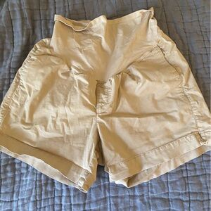 Old Navy maternity shorts sz 8